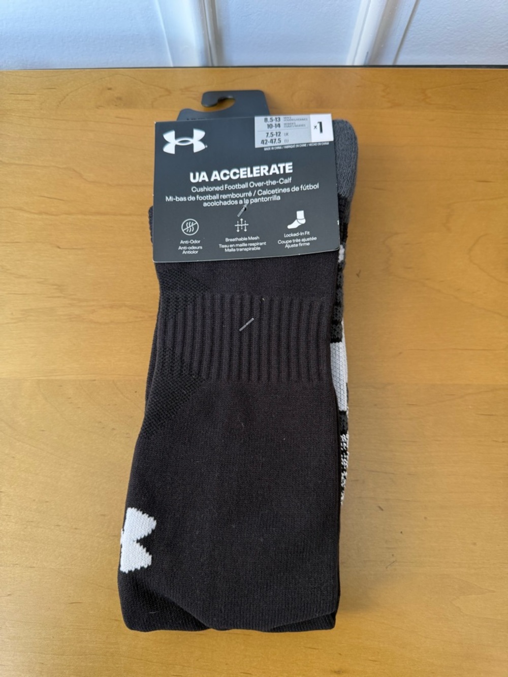 Under Armour UA Accelerate Over-The-Calf Athletic Socks - Black & White